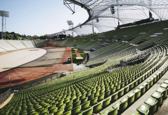 5 Powerful Ways Virtual Stadiums Redefine Sports Fandom
